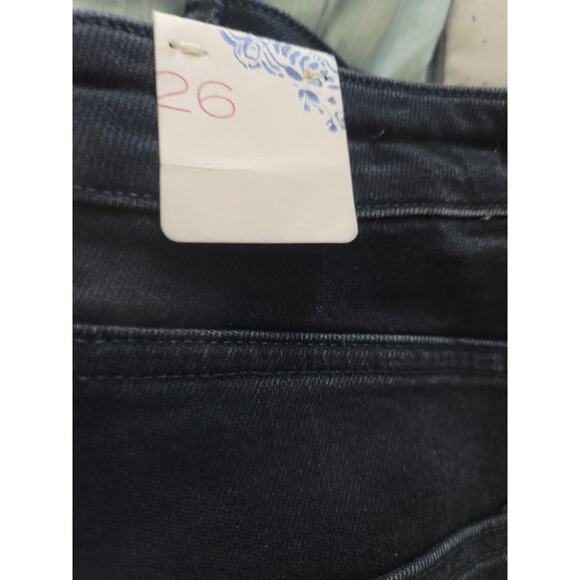 Pilcro The Split Straight Jeans in Black - New, Size 26 Waist - Picture 6 of 7
